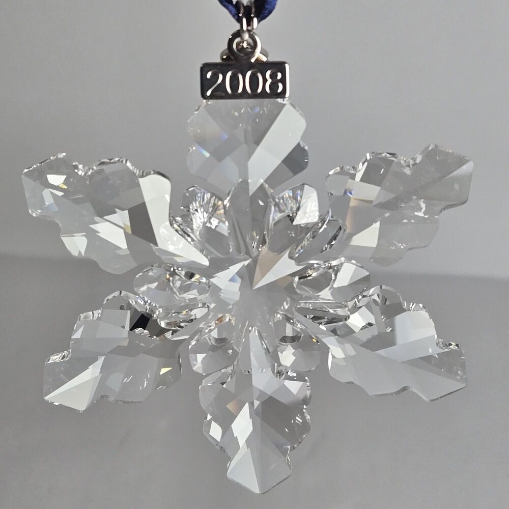 Swarovski Crystal Annual Edition 2008 Christmas Snowflake Ornament - Picture 4 of 7